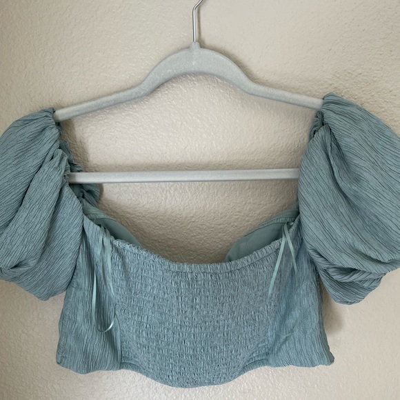 Abercrombie - Picture 3 of 3